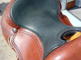 Lovely western saddle