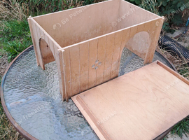 Extra large wood pet house/shelter/hide for rabbits guinea pigs tortoise etc