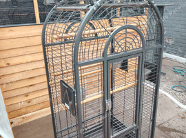 Parrot cage