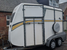 Batesons trailer x2 16,2hh great condition