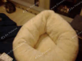 Deep plush cat bed
