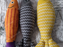 3 cat/kitten fish toys