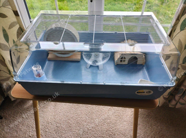 Free to collector Ferplast Multi Duna Cage