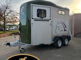 Cheval Liberte Touring Country horse trailer + tack room New - &pound;8820 - Green