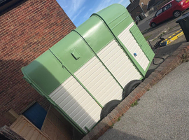 Stunning horse box trailer conversion/ mobile coffee shop/ mobile bar/food events
