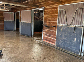 DIY livery, stables and grazing