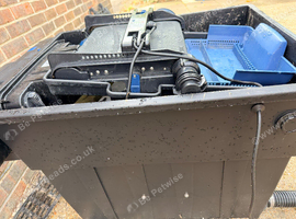Oase ScreenMatic filter and UV light