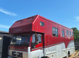 7.5t Man Horse Box with living and full MOT