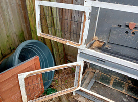 3 ft hutch