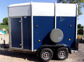 2005 Blue 505 Ifor Williams Horse Trailer.