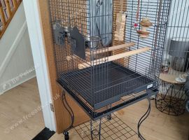 2 Liberta cages