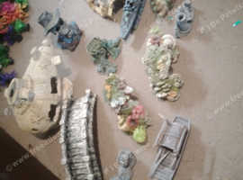 Fish tank ordements