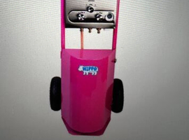 Pink hippo shower