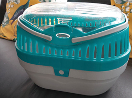 Pet carrier