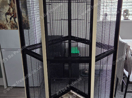 Tall corner cage