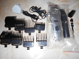 ONEISALL DOG CLIPPERS AND PAW TRIMMER RECHARGEABLE AS NEW