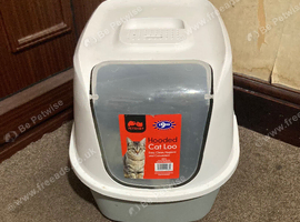 Cat litter box