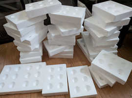 10 POLYSTYRENE EGG BOXES FOR small Eggs