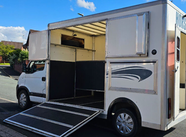 Vauxhall Movano 3.5t Horsebox 2007