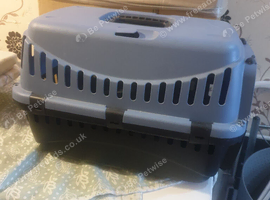 Pet carrier for sale brand new