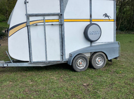 Bateson Ascot with Barn Doors