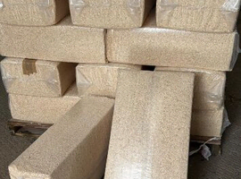 Shavings compressed bales bedding
