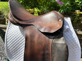 Barnsby and sons GP saddle. MW, 17&rdquo; seat