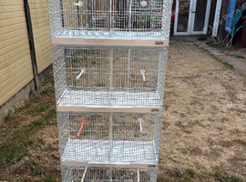 Breeding cages x4