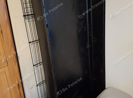 Indoor cage