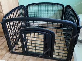 Dog Pen Iris USA As New.