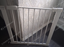 Safety gate