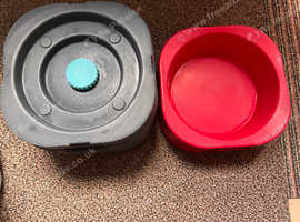 BOWL red raised for dog