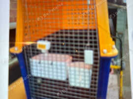 Flight dog crates