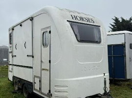 Equi trek show treka