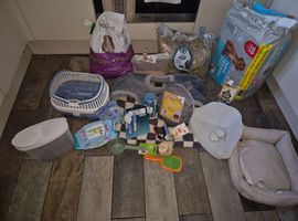 Indoor cage, food & accessories