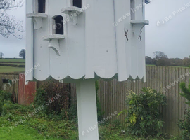 Dove cot