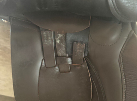 17&rsquo;5 Farringtons saddle