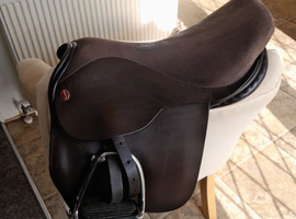 14" jeffries show saddle