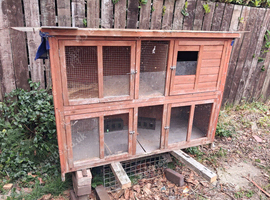 DUBLU DAKER HUT FOR SALE..