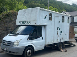 Ford transit horse lorry 3.5 ton with living compartment