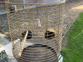 Parrot type cage
