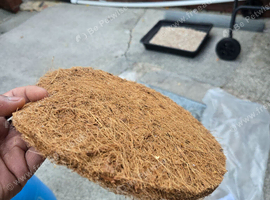 Pigeon 8 nest mats 1 feeder tray
