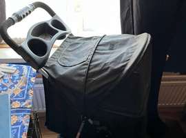 Dog or cat  PET PRAM in black never used  pick up only
