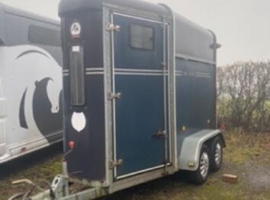 Small trailer for horse & foal