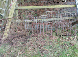6 sheep/goat hay racks