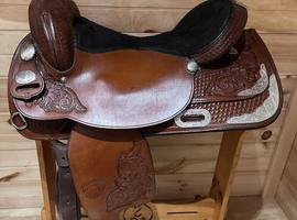 Tex Tan Hereford Tex-Flex Western Saddle 17" &ndash; Comfortable & Show Ready