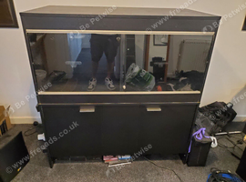 Vivexotic Repti-Home Vivarium and Cabinet (NO REPTILES INCLUDED) (120 x 126 x 62cm) including thermostat, UV bulb and decor