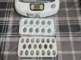 R com pro 20  incubator for sale