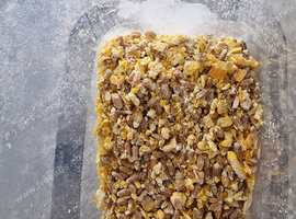 Corn Extra with 50% Split Maize and 50% Whole Wheat