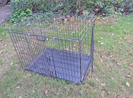 Dog crate-nearly new and hardly used